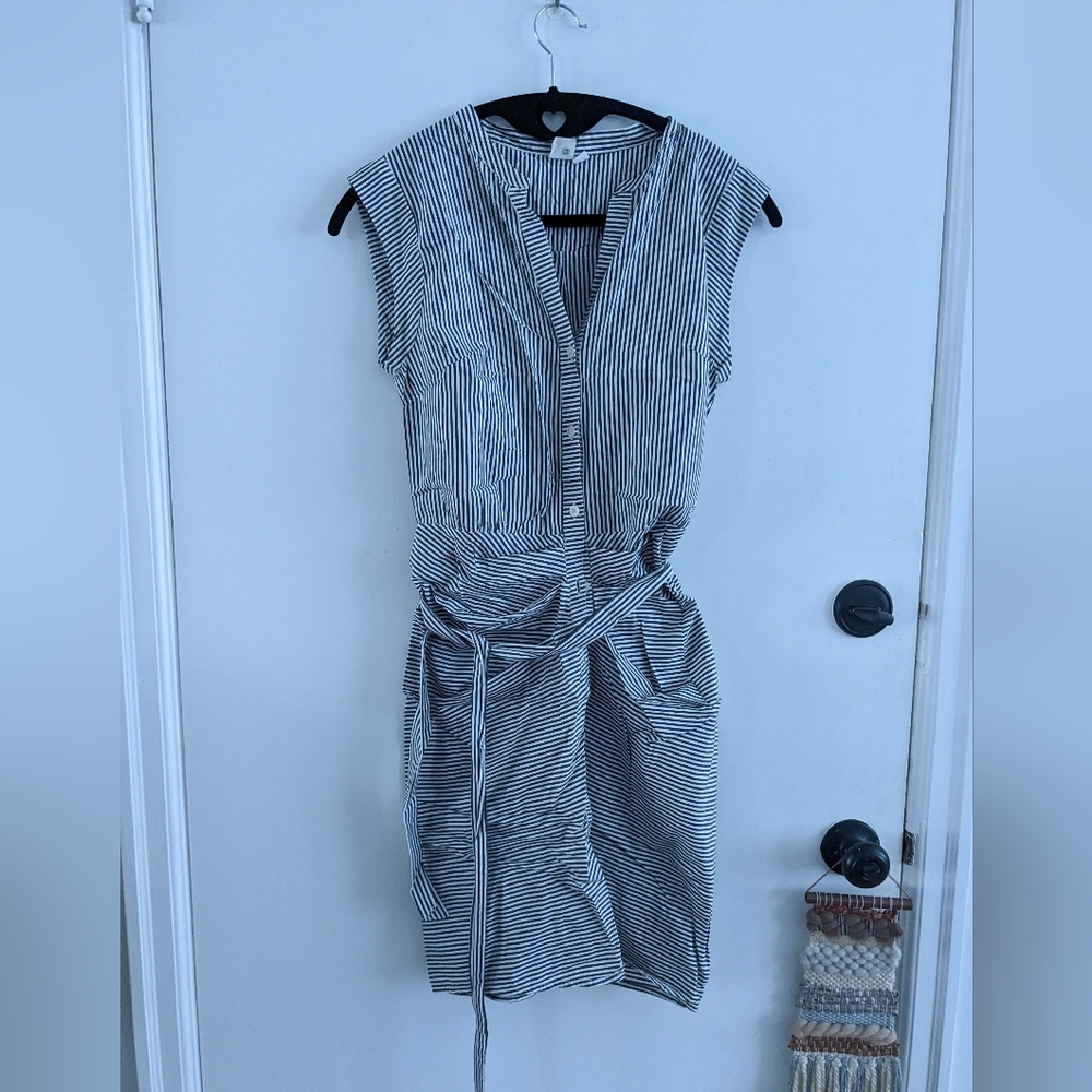 Button up shirt dress with rouching details and tie waist
